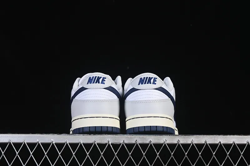 All categories Nk SB Dunk series Nk SB Dunk Low low-top sneakers Nike SB Dunk Low blue, white and gray color matching low-top casual sneakers IM2222-101